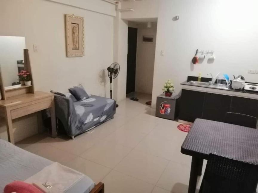 Kassel Residences Staycation Near Naia - Moonwalk Paranaque Paranaque City ภายนอก รูปภาพ