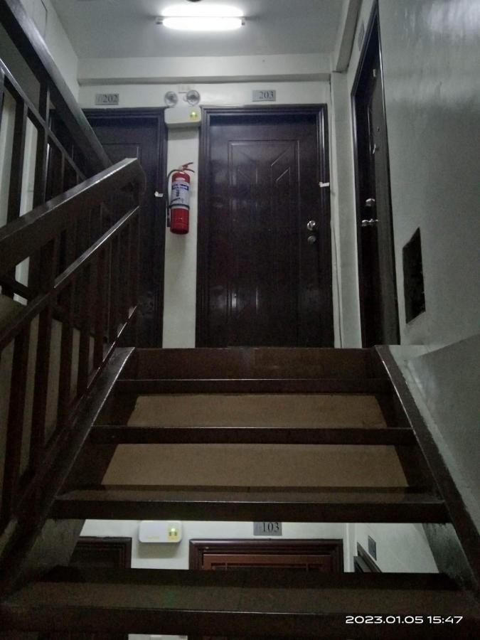 Kassel Residences Staycation Near Naia - Moonwalk Paranaque Paranaque City ภายนอก รูปภาพ