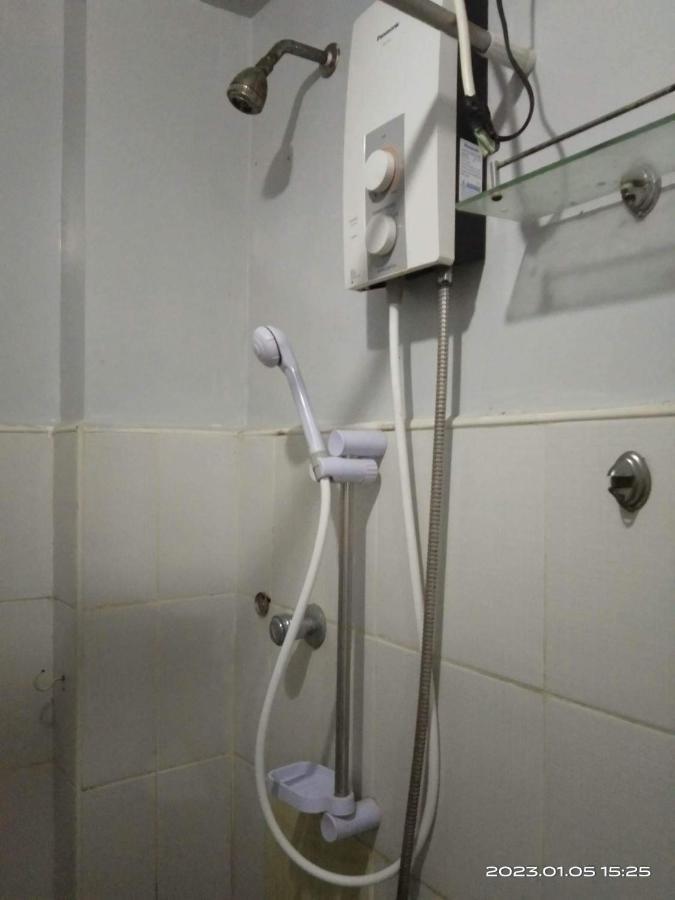 Kassel Residences Staycation Near Naia - Moonwalk Paranaque Paranaque City ภายนอก รูปภาพ