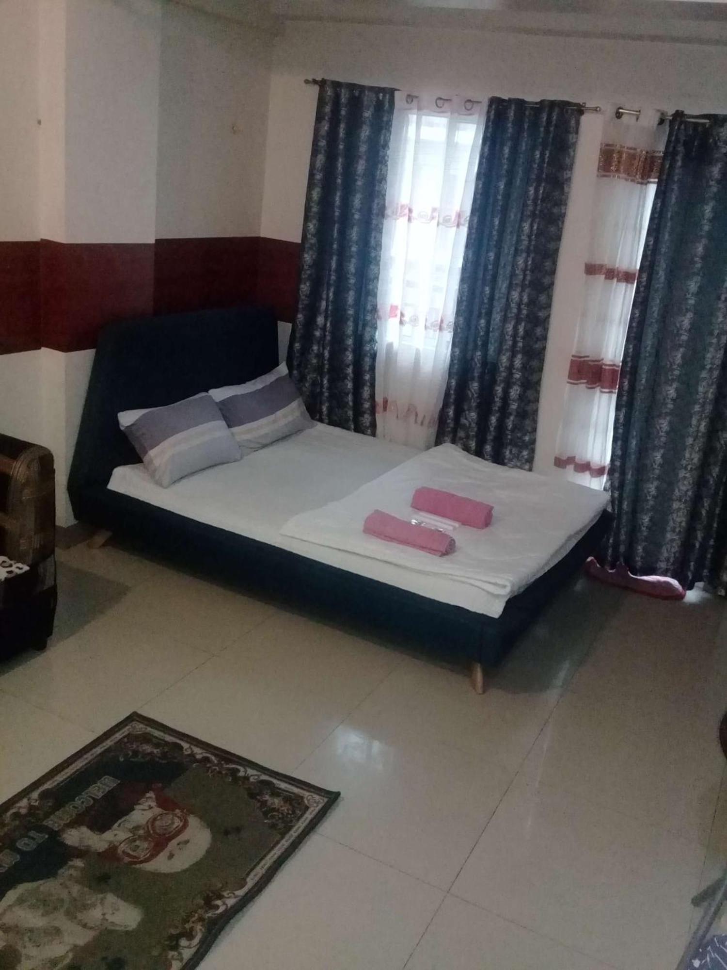 Kassel Residences Staycation Near Naia - Moonwalk Paranaque Paranaque City ภายนอก รูปภาพ