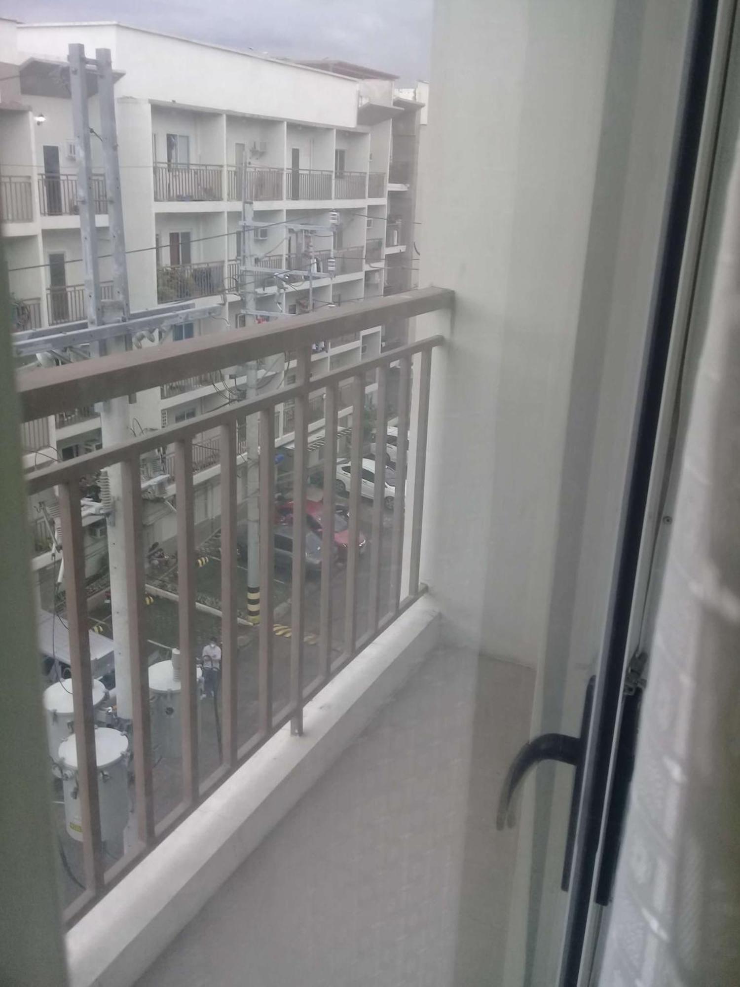 Kassel Residences Staycation Near Naia - Moonwalk Paranaque Paranaque City ภายนอก รูปภาพ